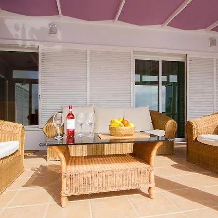 In Playa Blanca Sleeps 6 Includes Swimming Pool Air Con And Wifi Playa Blanca (Lanzarote)